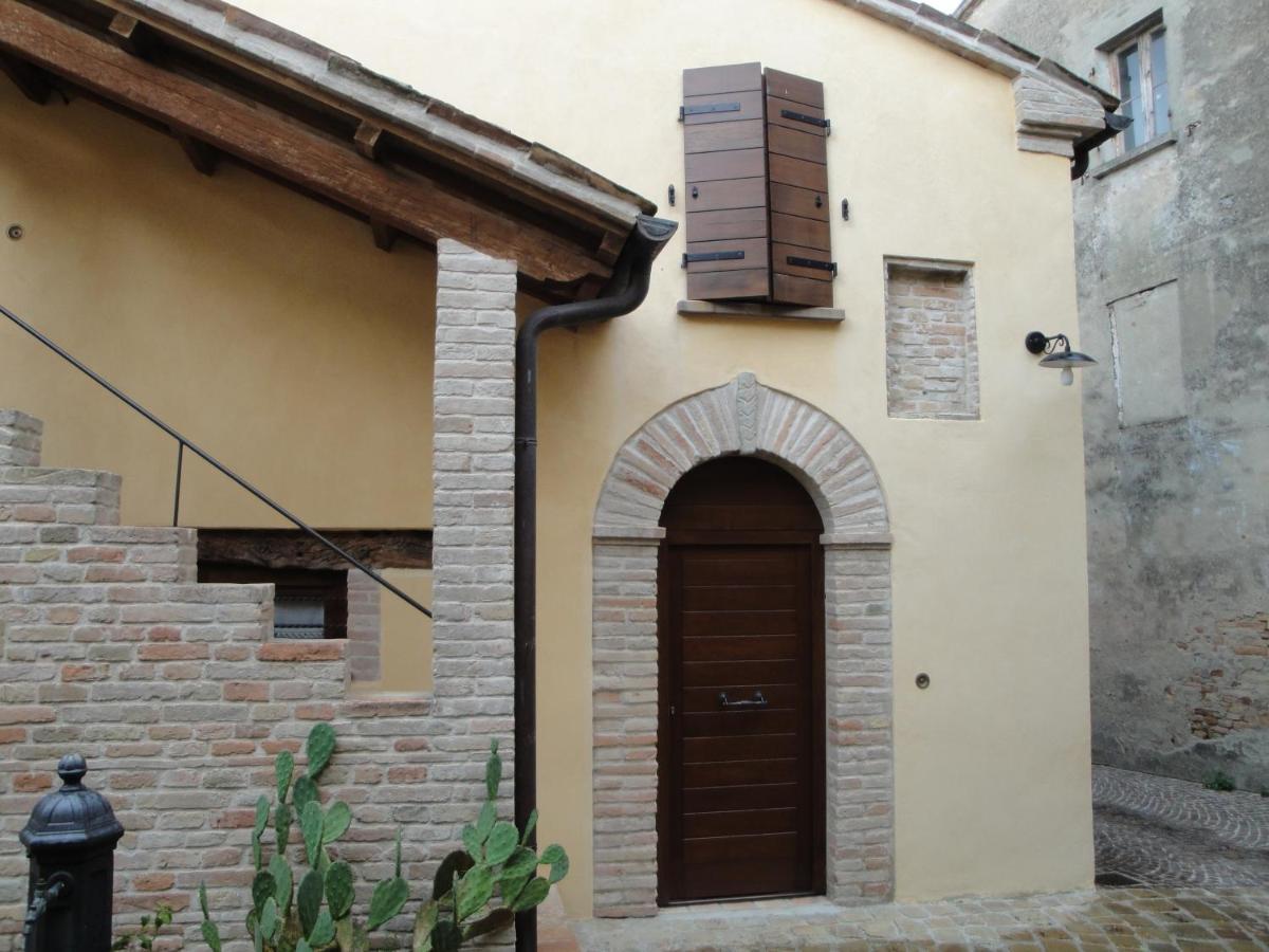 Hotel Al Castello Tavullia Exteriér fotografie