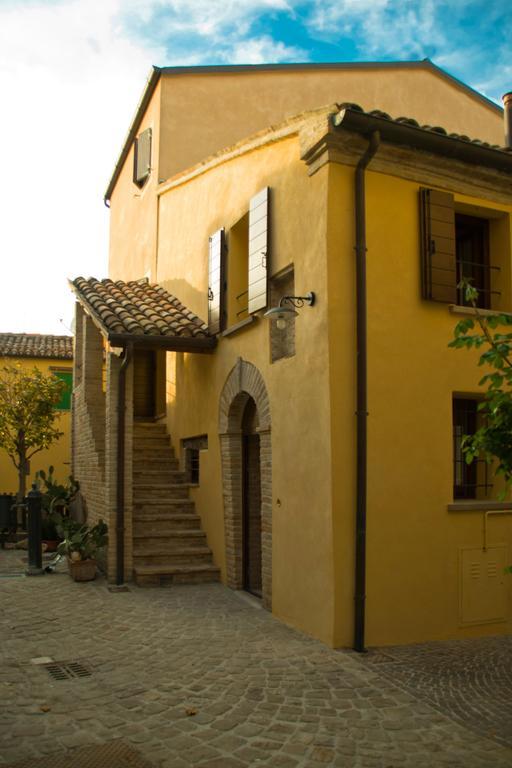 Hotel Al Castello Tavullia Exteriér fotografie