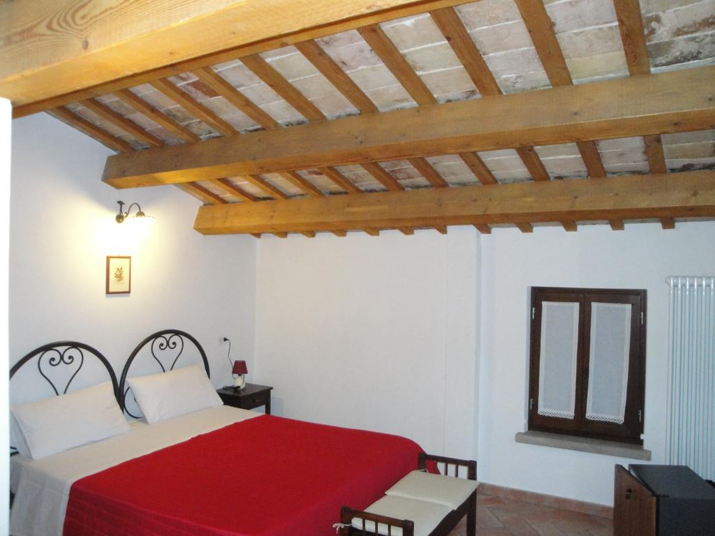 Hotel Al Castello Tavullia Exteriér fotografie